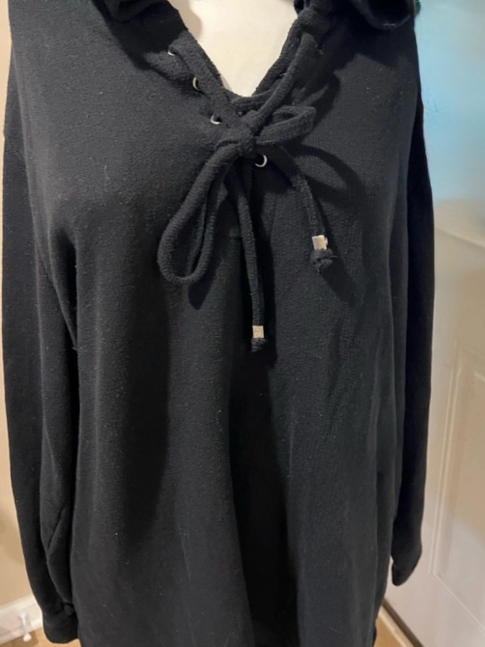 Michael Kors Black Lace-Up V-Neck Hoodie 3x